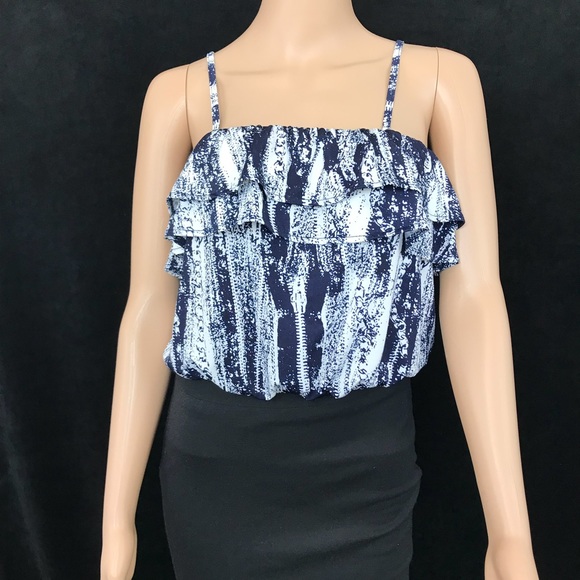 Paper Scissors Spaghetti Strap Ruffled Crop Top - Picture 3 of 7